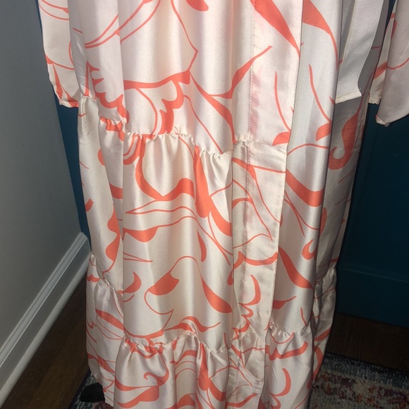 Tiered satin wrap dress - Picture 3 of 6